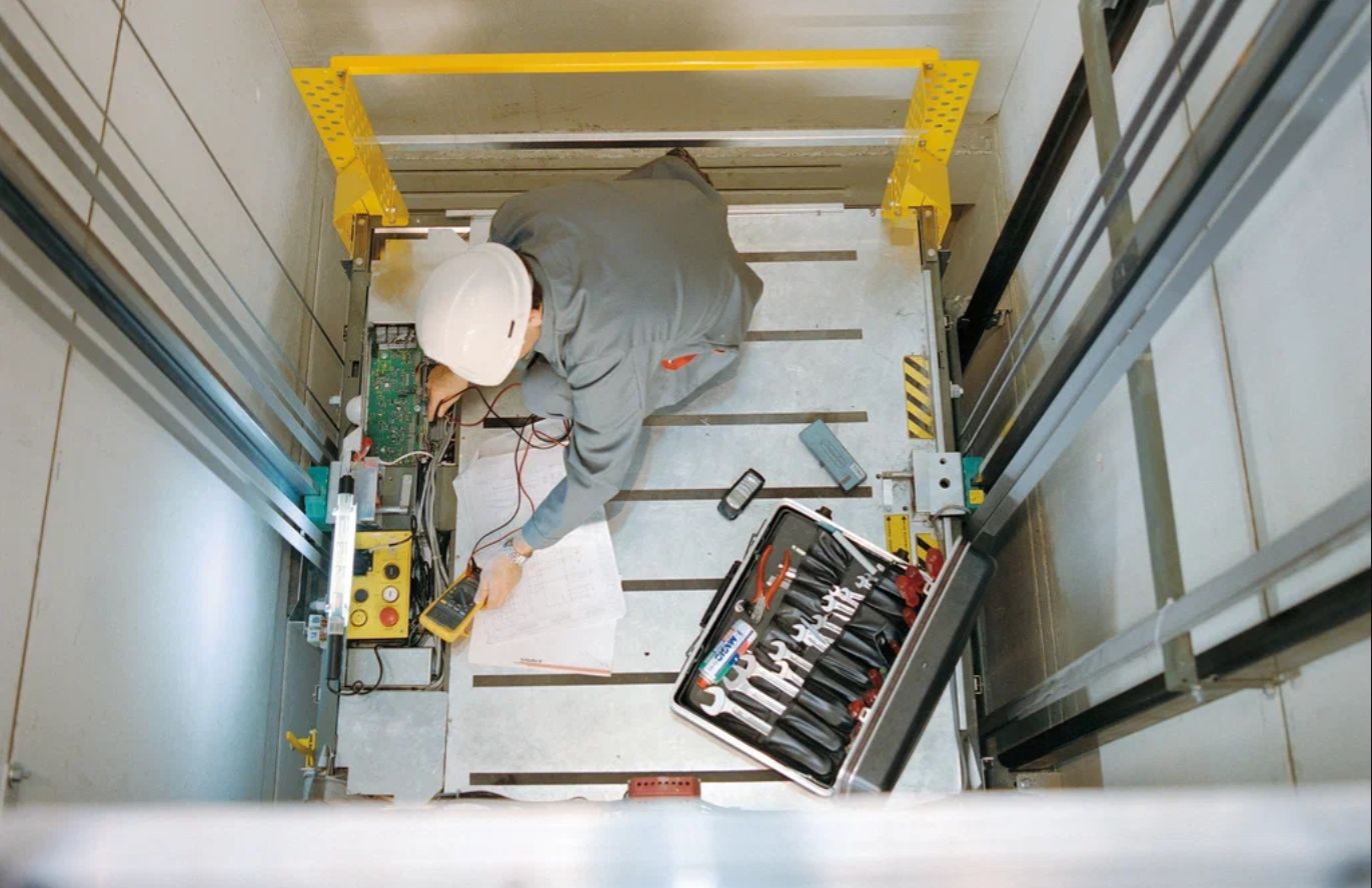 Passenger Elevator Repair Service